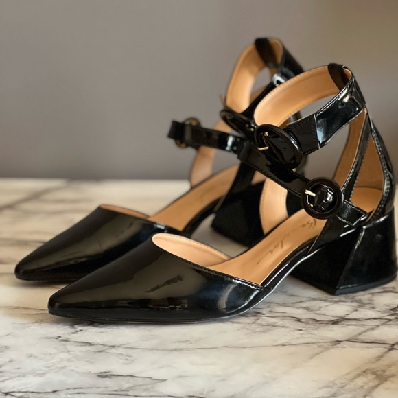 Luiza Barcelos Lacquered Leather Pump - Picture 1 of 4